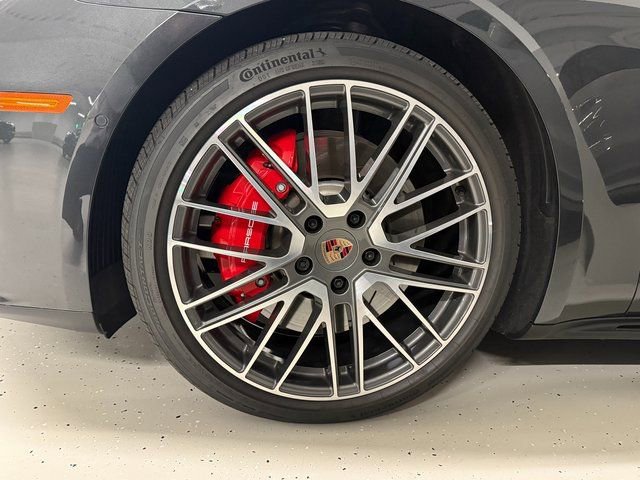 New 2026 Porsche Panamera GTS image 12