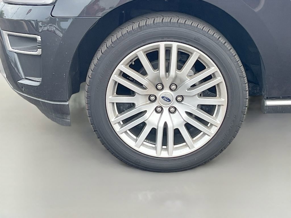 Used 2024 Ford Expedition Limited image 34