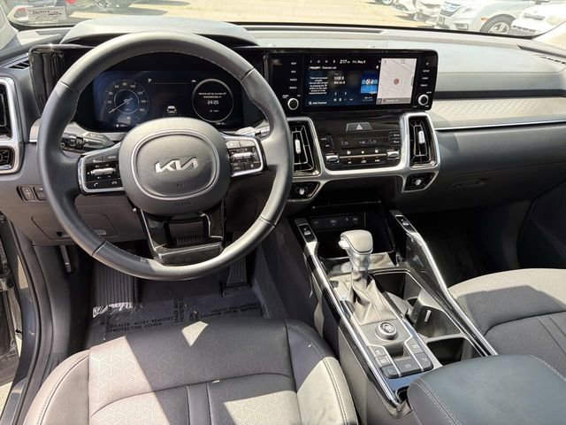 Used 2023 Kia Sorento SX FWD image 18