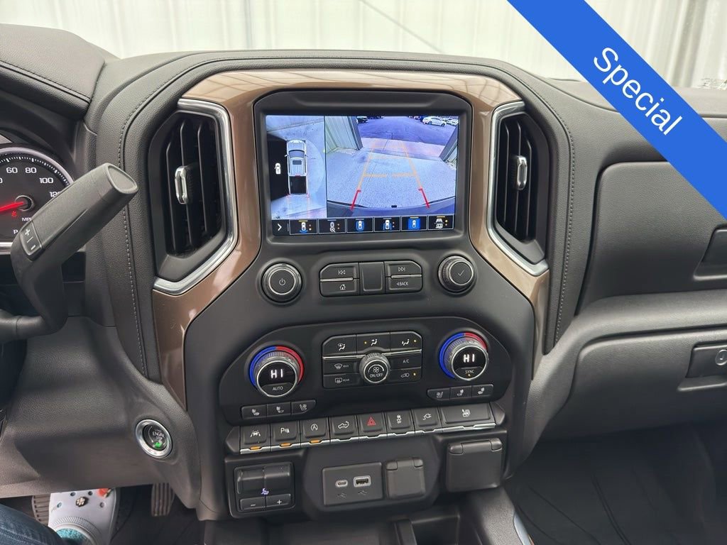Used 2021 Chevrolet Silverado 1500 High Country w/ Technology Package image 18