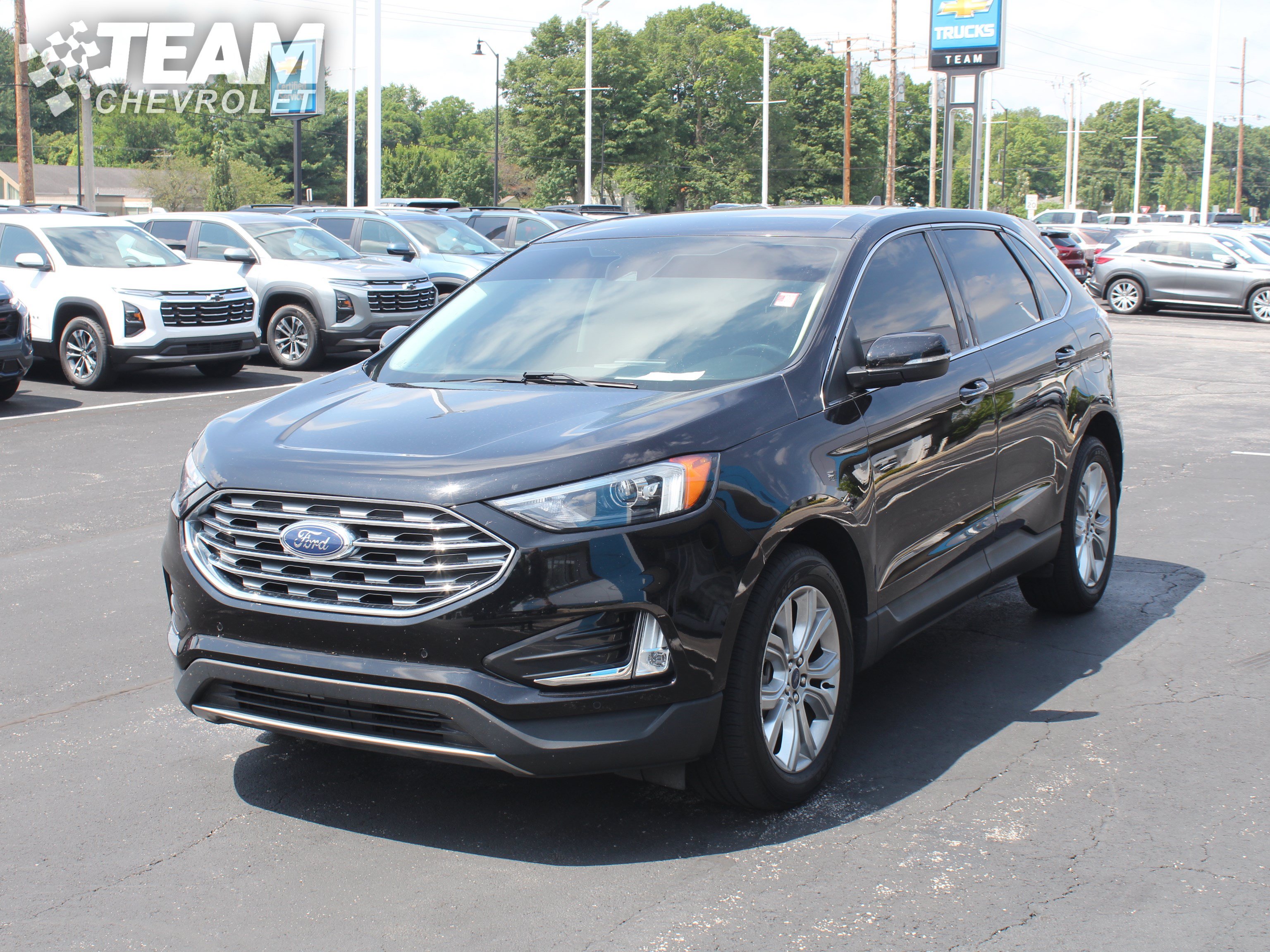 Used 2022 Ford Edge Titanium AWD/4WD image 8