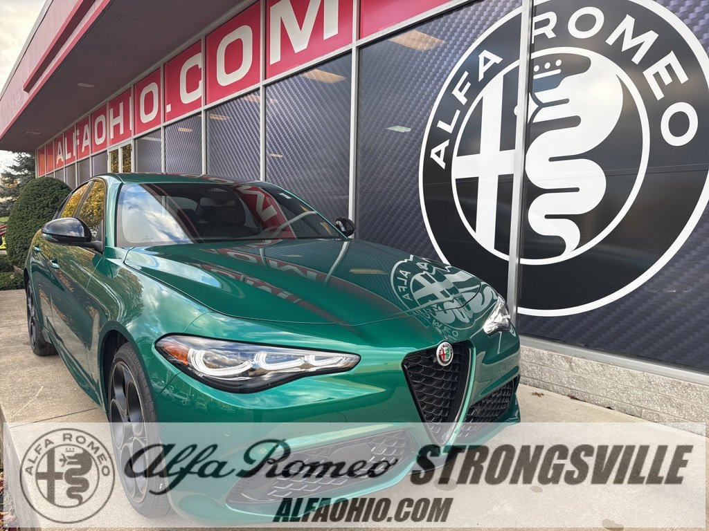 New 2025 Alfa Romeo Giulia AWD w/ Driving Assist Package video 1