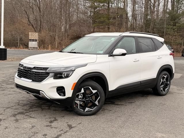 New 2026 Kia Seltos S AWD/4WD image 2