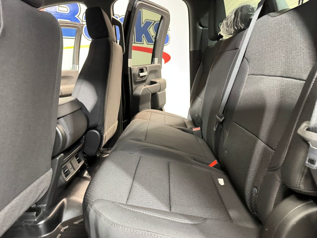 New 2026 GMC Sierra 2500 Pro w/ Convenience Package image 10