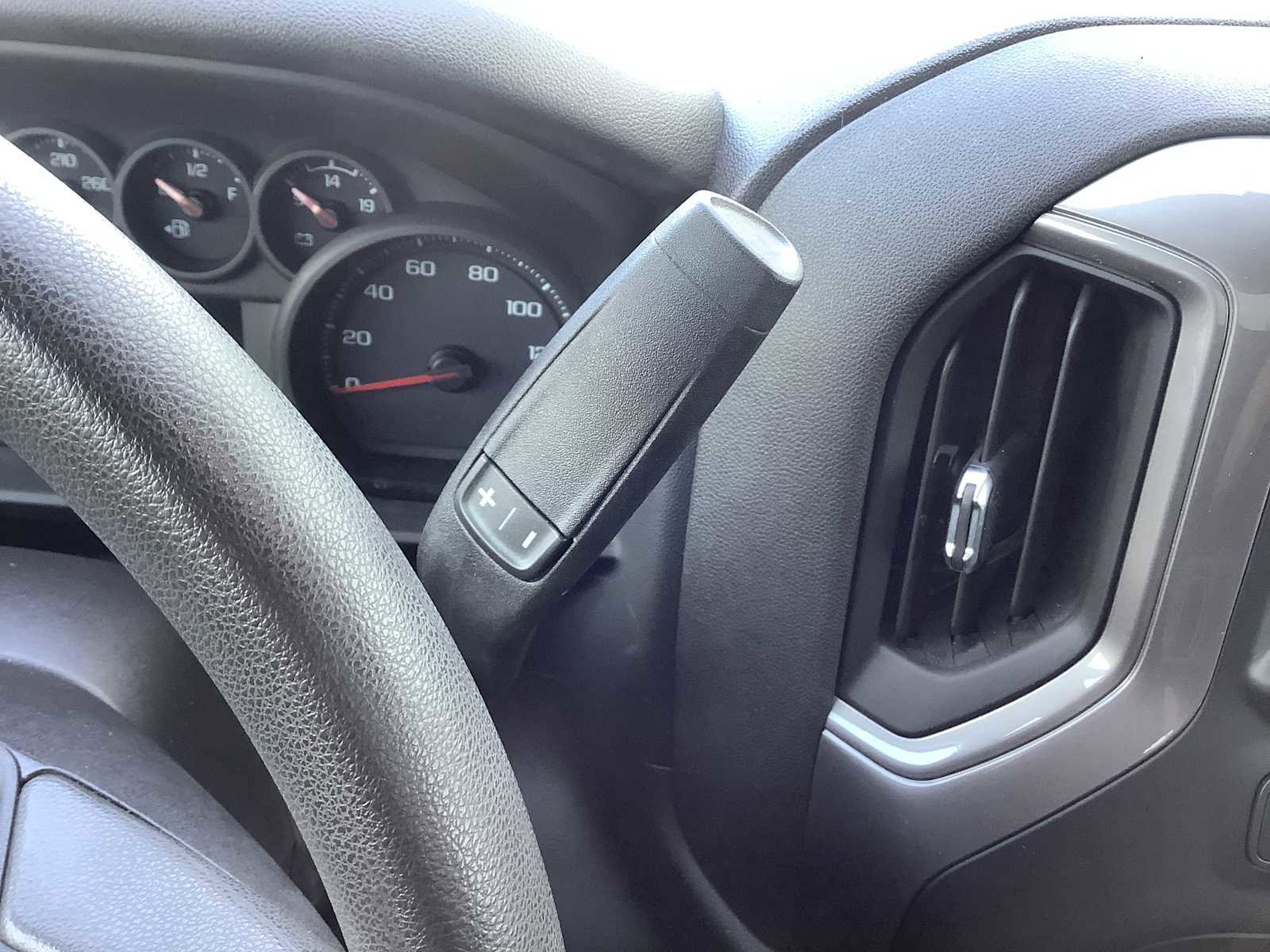 Used 2022 Chevrolet Silverado 1500 Custom image 18