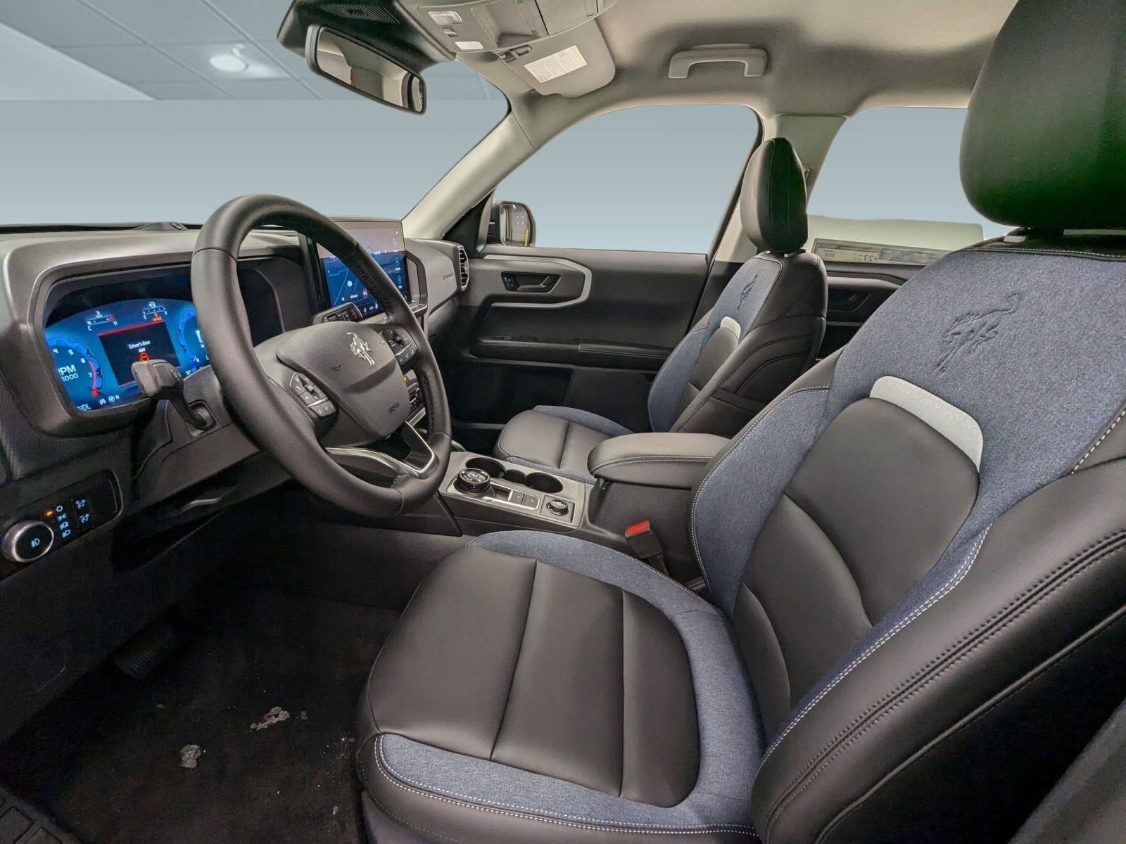 New 2025 Ford Bronco Sport Outer Banks w/ Outer Banks Tech Package+ image 4