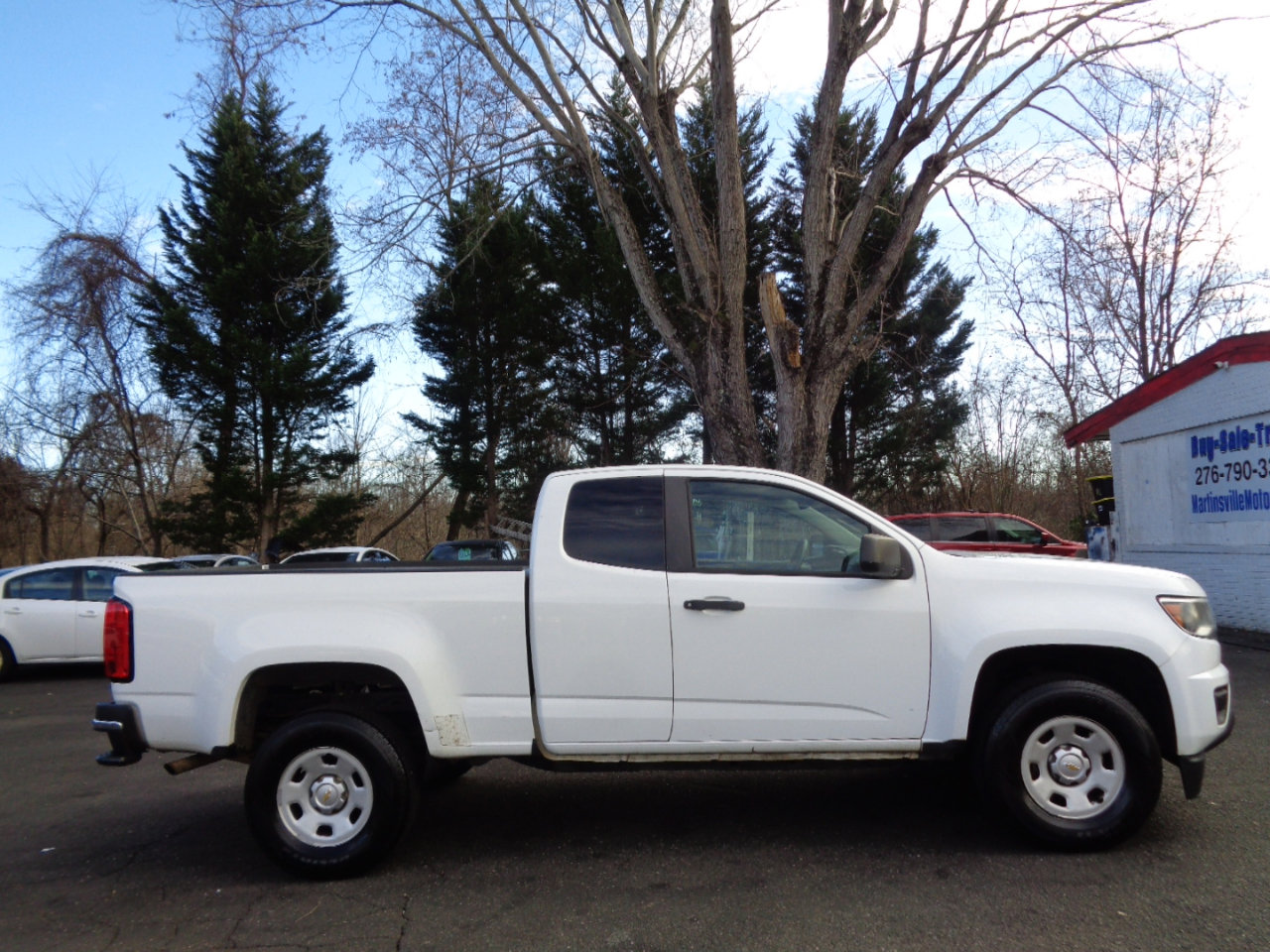 Used 2015 Chevrolet Colorado W/T RWD image 4