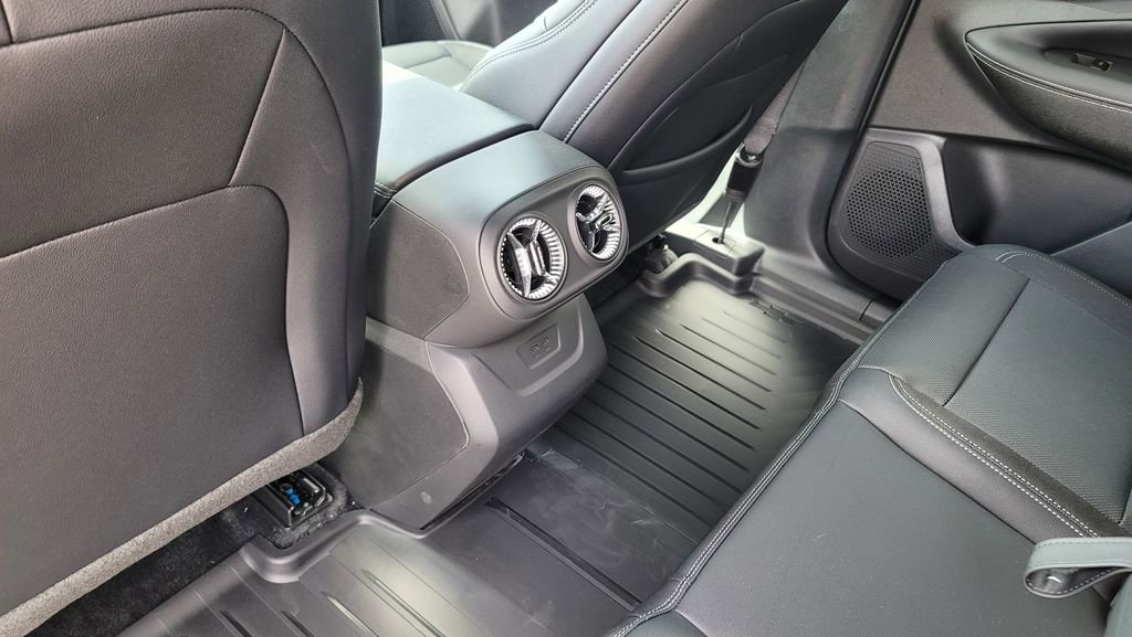 New 2025 Chevrolet Blazer EV LT image 25