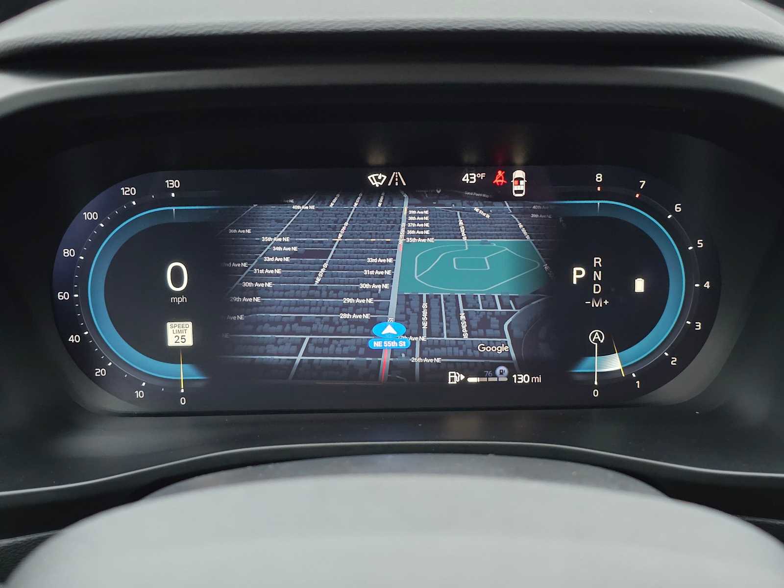 Certified 2025 Volvo XC40 B5 Plus image 22