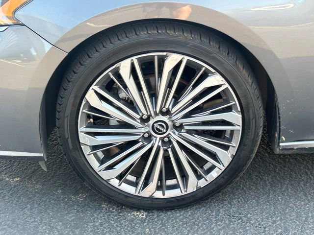 Used 2023 Nissan Altima 2.5 SL FWD image 13