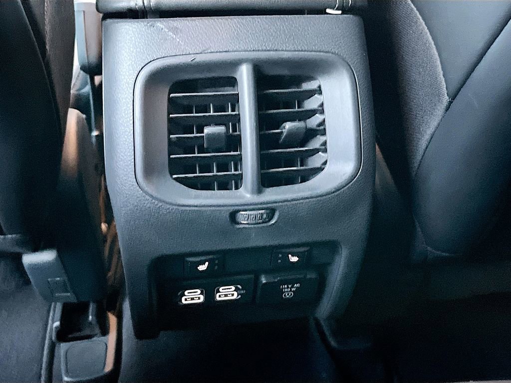 Used 2021 Jeep Cherokee Limited w/ Elite Package image 26