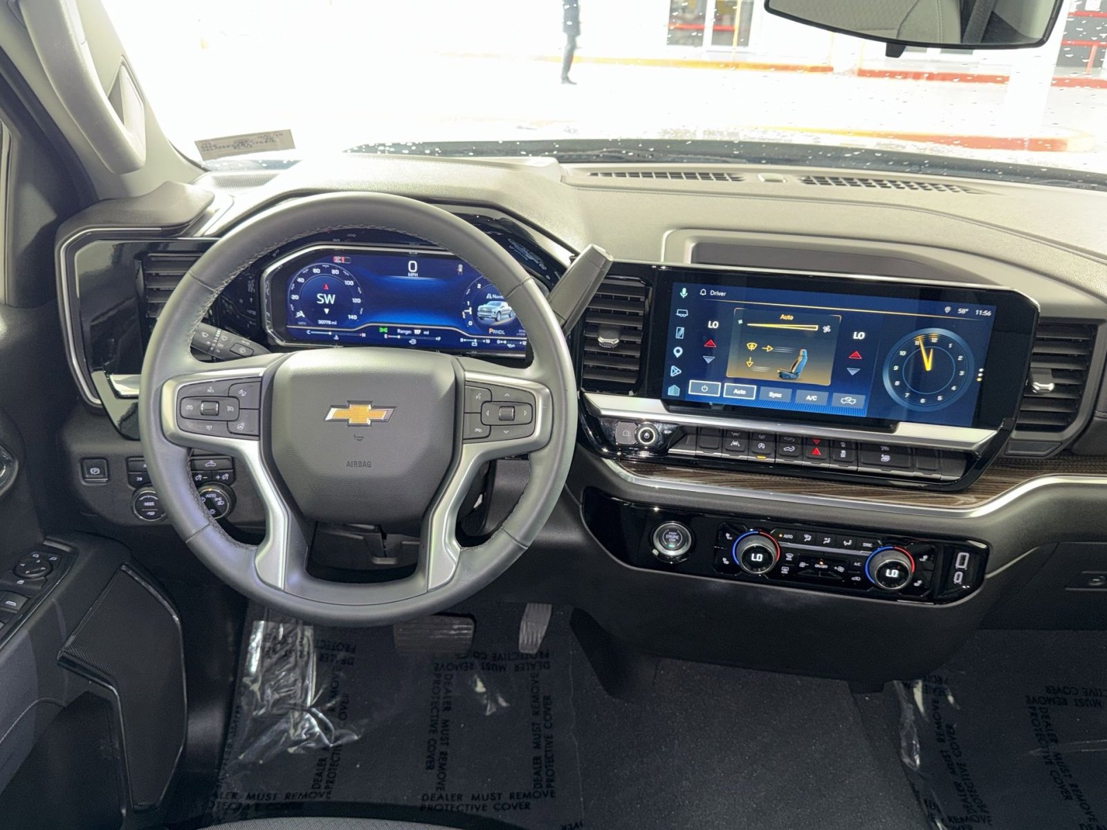 Used 2024 Chevrolet Silverado 1500 LT image 16