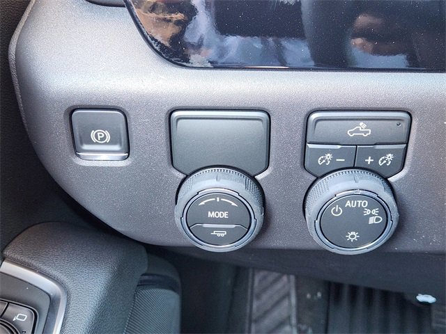 New 2026 Chevrolet Silverado 1500 LT w/ Convenience Package II image 24