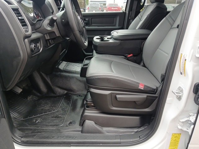 New 2026 RAM 3500 Tradesman w/ Chrome Appearance Group image 35