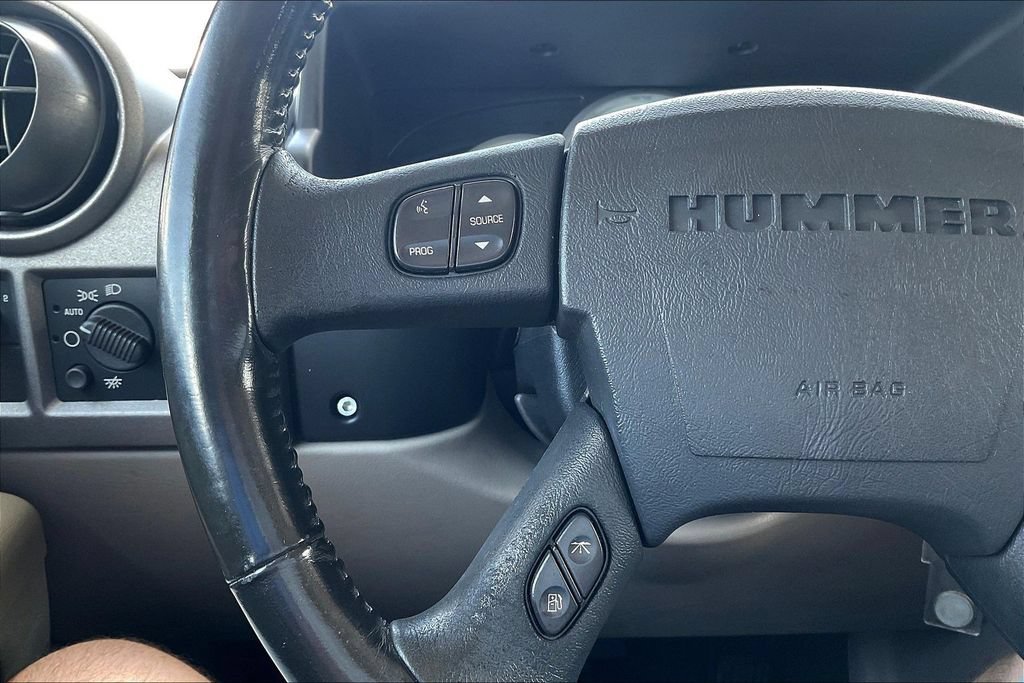 Used 2003 HUMMER H2 w/ Preferred Equipment Group AWD/4WD image 10