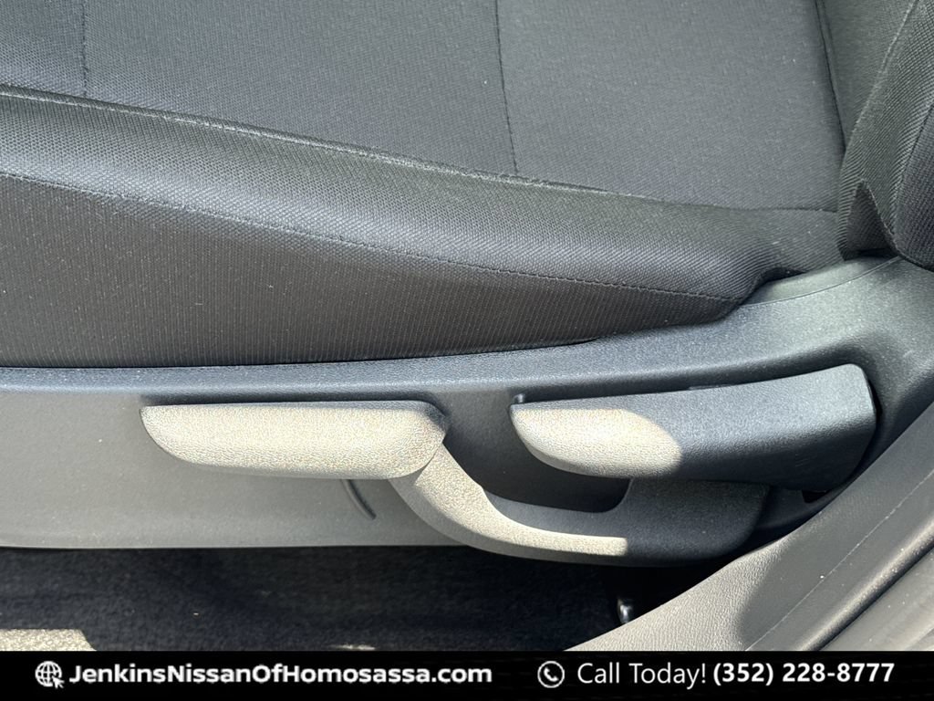 Certified 2023 Nissan Kicks S FWD image 29