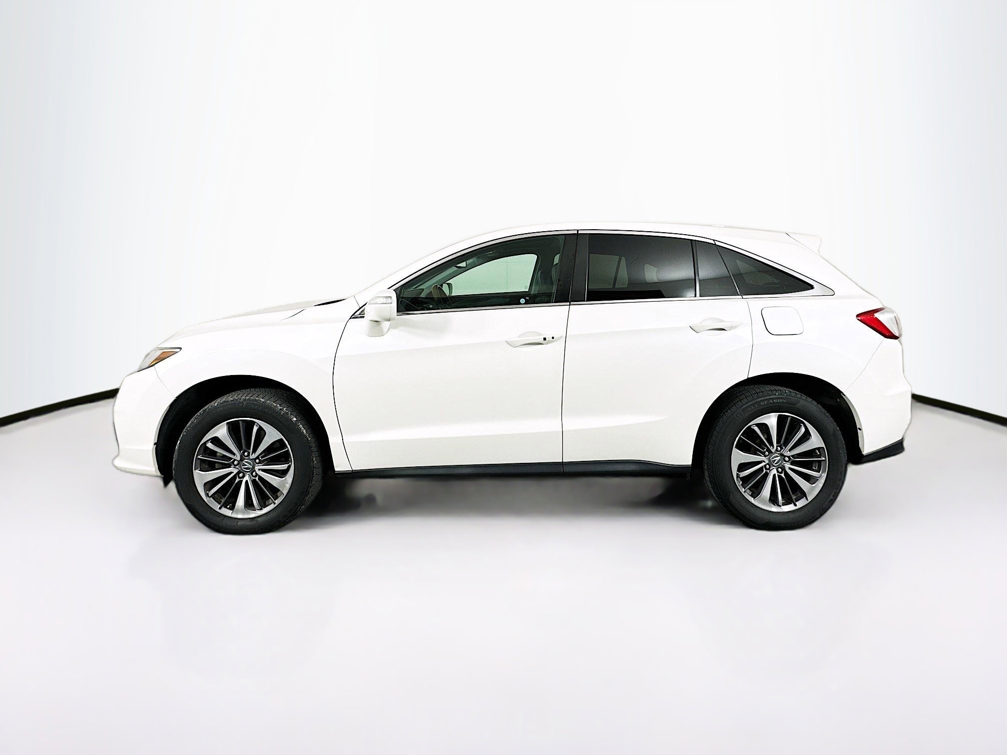 Used 2018 Acura RDX AWD w/ Advance Package image 4
