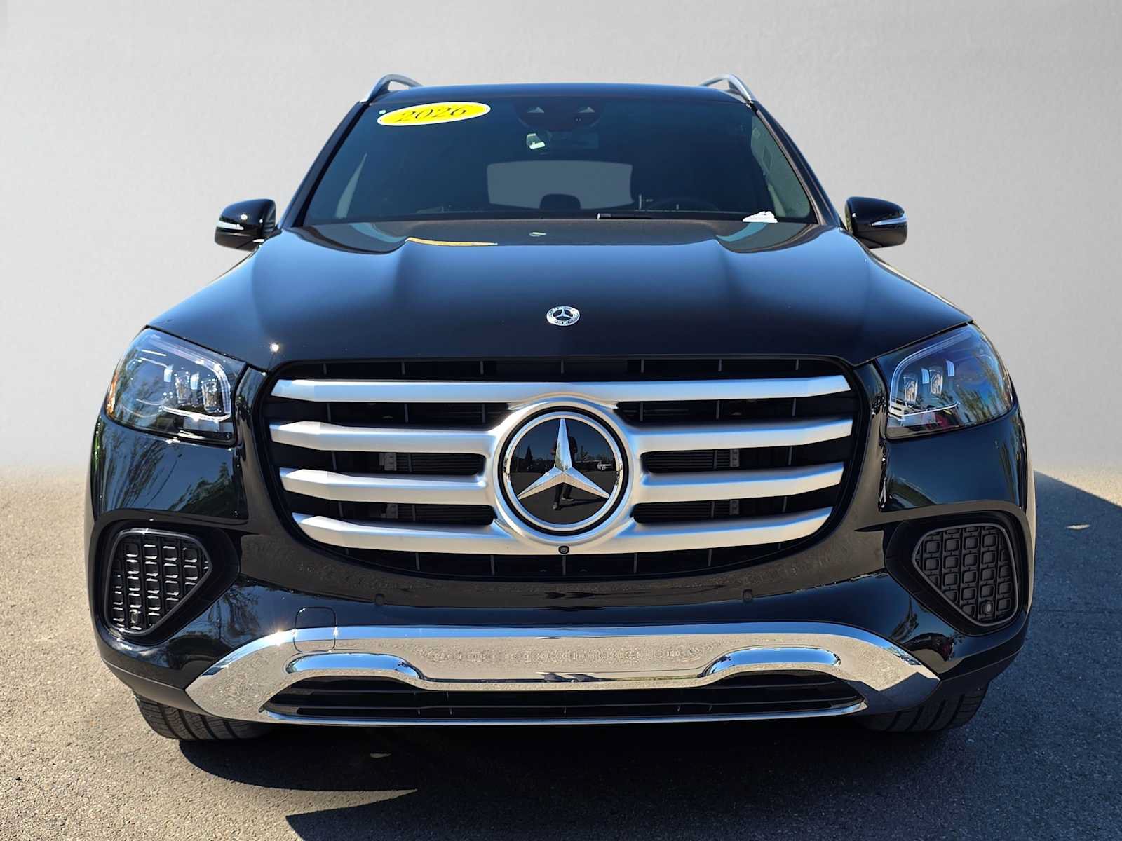Used 2026 Mercedes-Benz GLS 450 4MATIC image 10