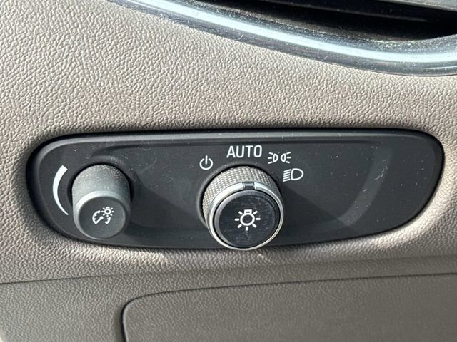 Used 2020 Chevrolet Malibu LT image 27