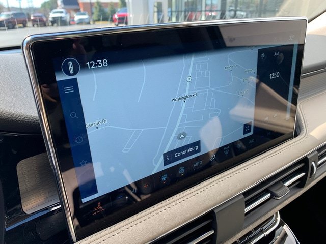 New 2026 Lincoln Corsair Premiere AWD/4WD image 21