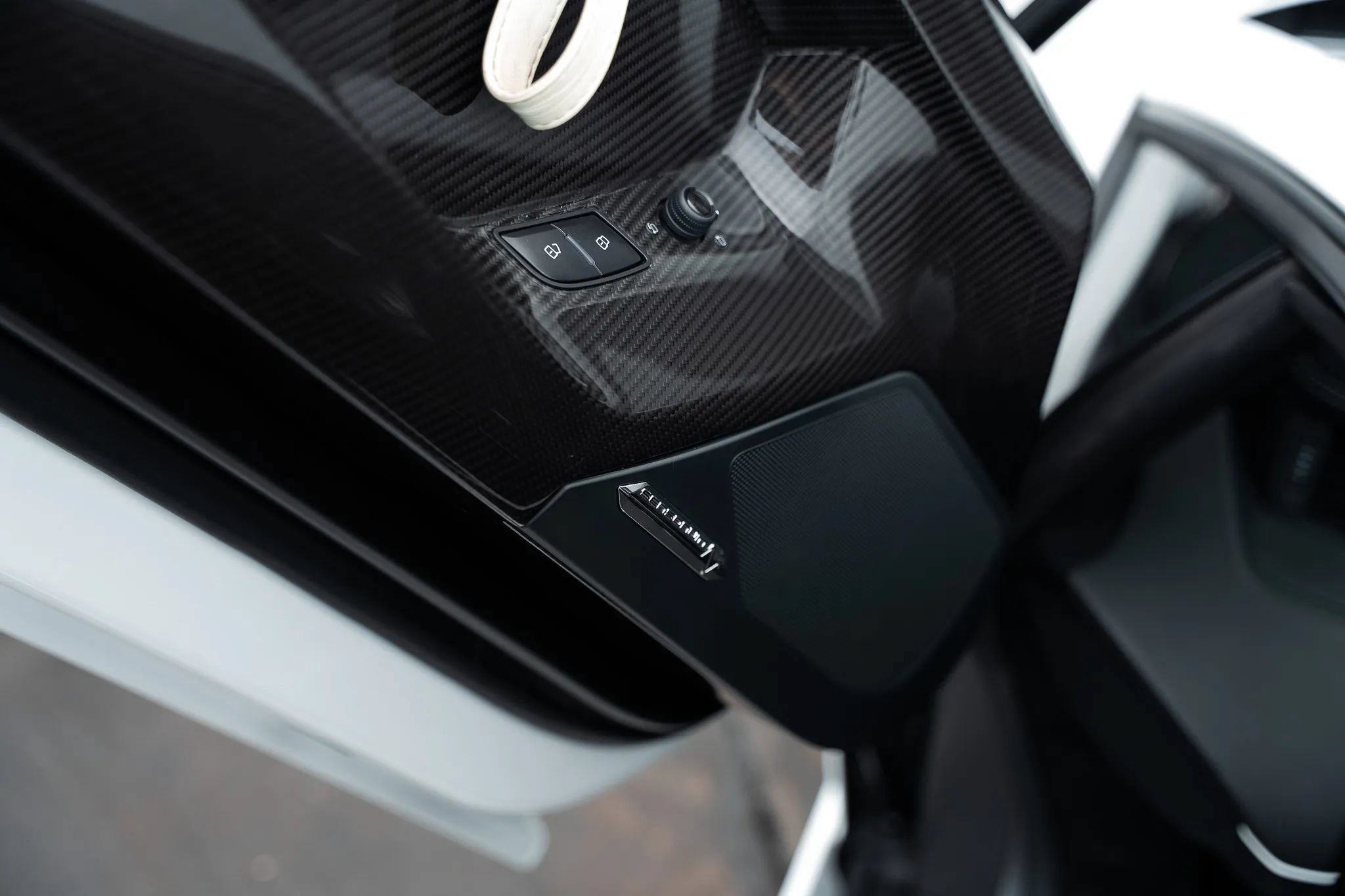 Used 2019 Lamborghini Aventador SVJ AWD/4WD image 57