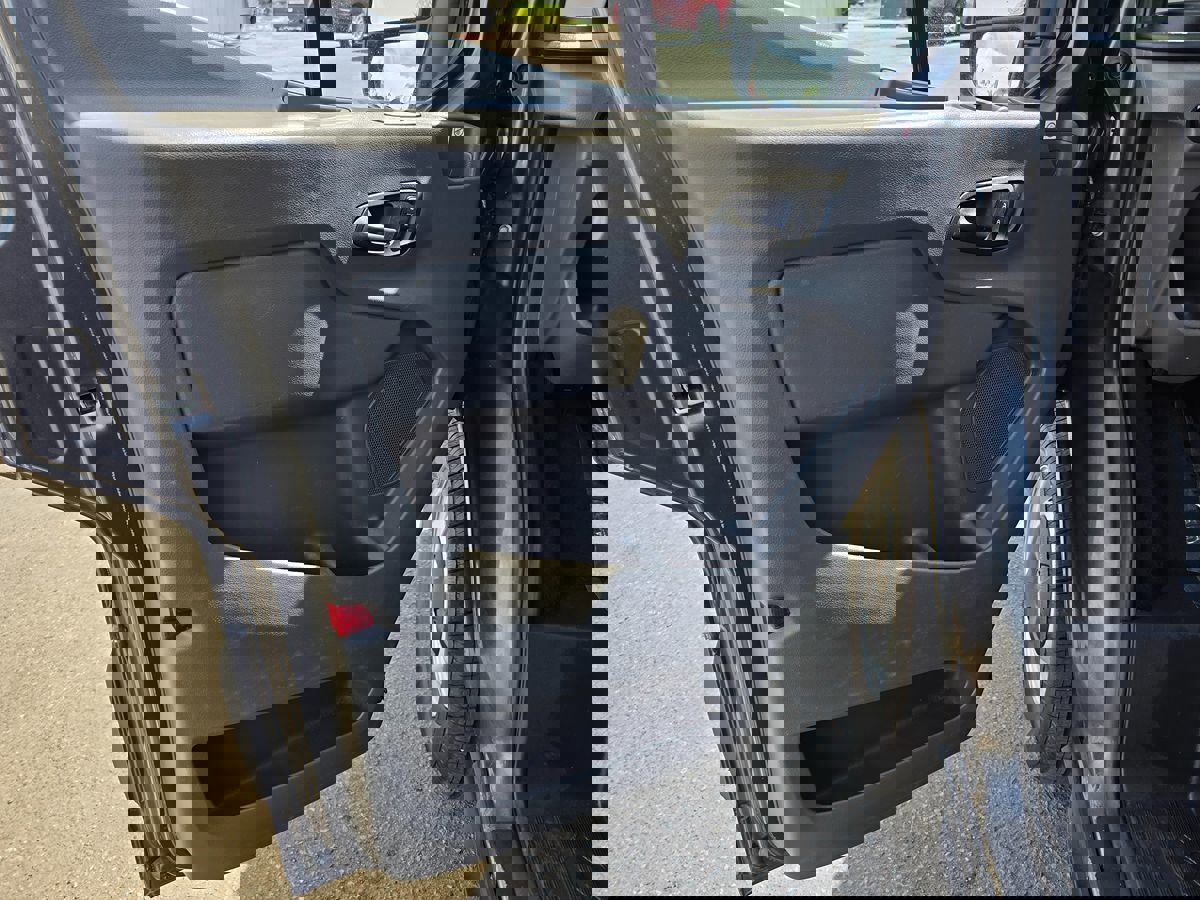 Used 2020 Ford Transit 250 Low Roof image 13