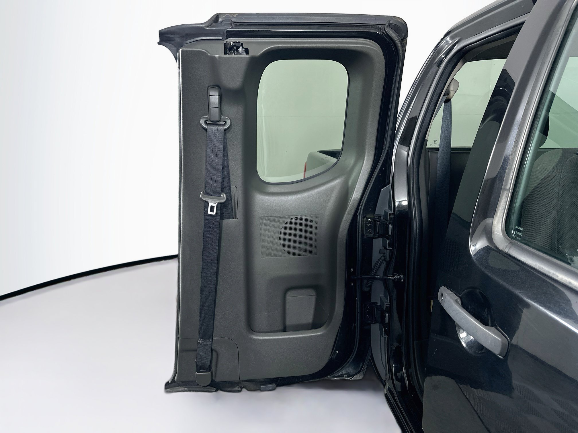 Used 2016 Nissan Frontier S RWD image 27