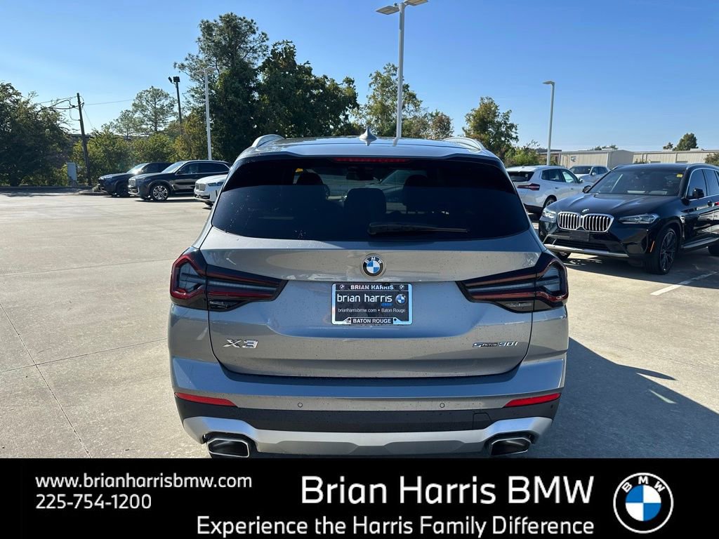 Certified 2024 BMW X3 sDrive30i image 4