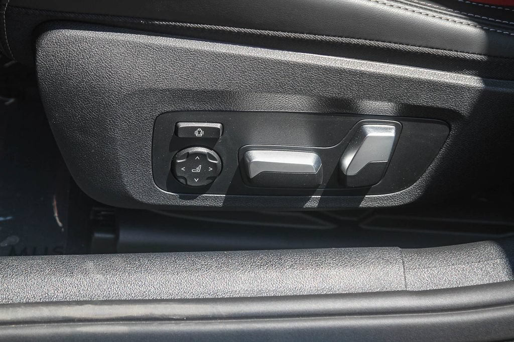 Used 2026 BMW 840i xDrive AWD/4WD image 18