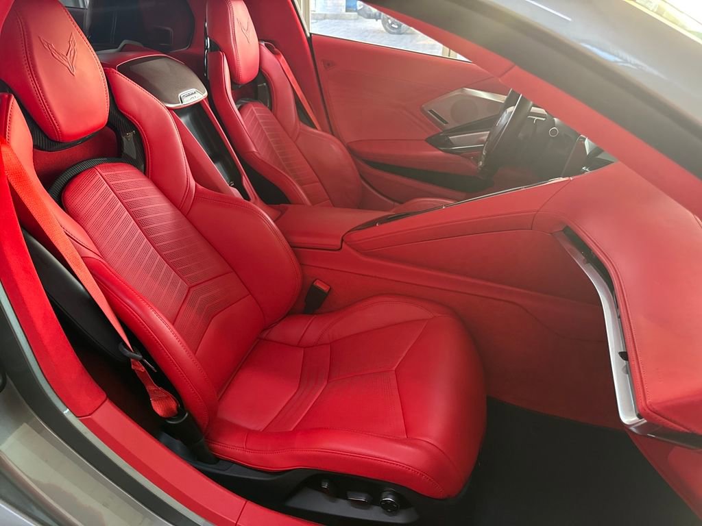 Used 2023 Chevrolet Corvette Z06 w/ Z07 Performance Package image 9