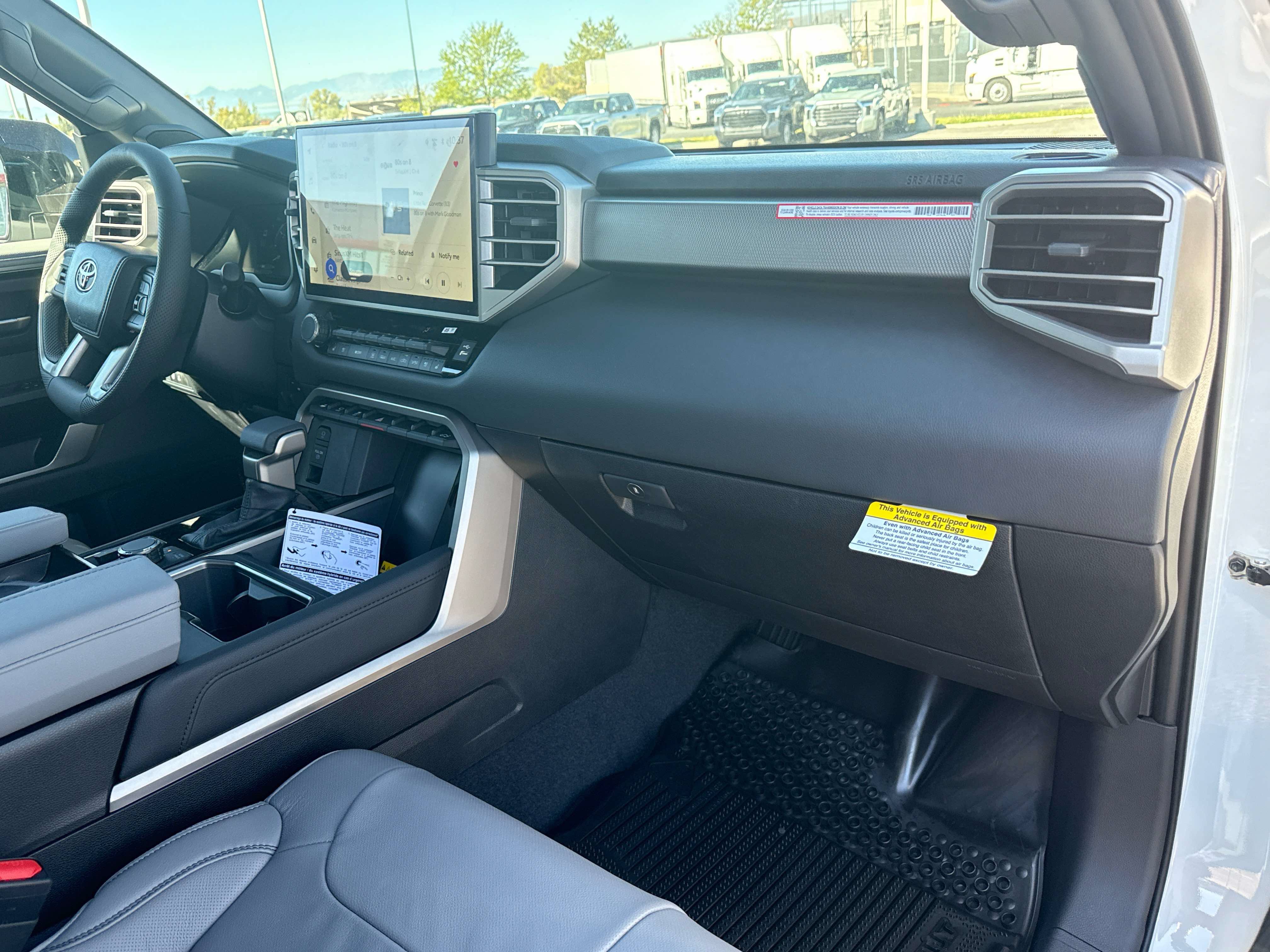New 2026 Toyota Tundra Limited AWD/4WD image 15