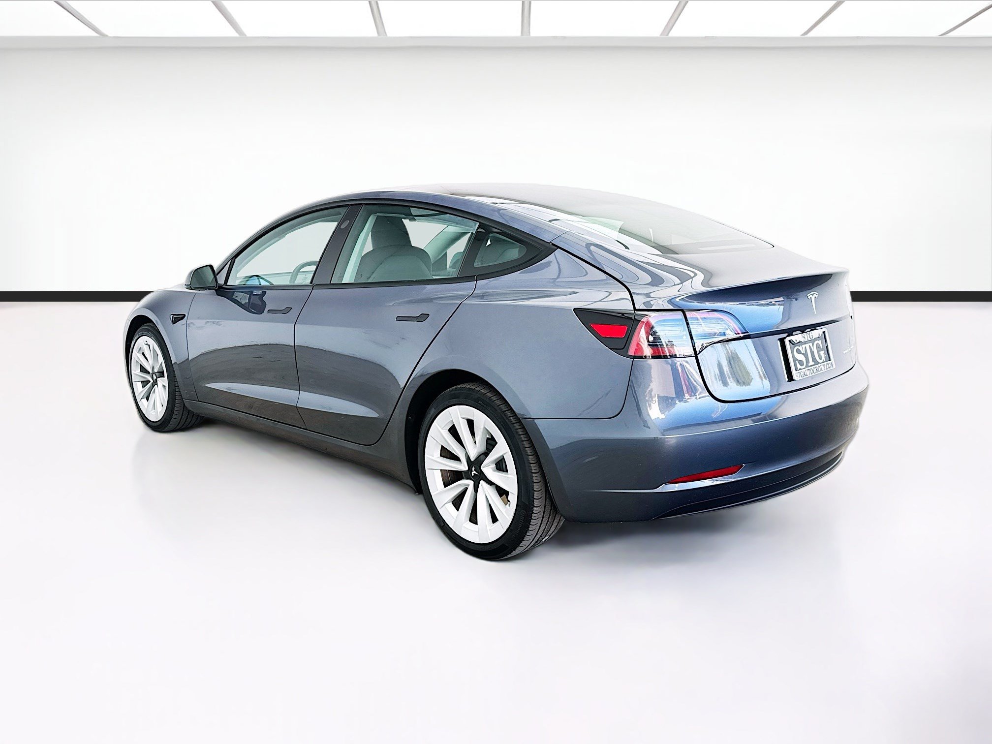 Used 2023 Tesla Model 3 Long Range AWD/4WD image 6
