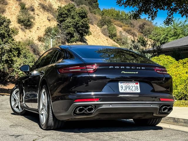 Used 2018 Porsche Panamera 4 image 19