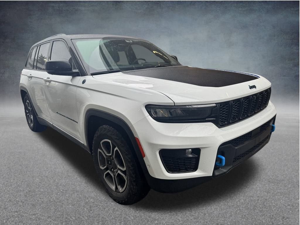 Used 2023 Jeep Grand Cherokee Trailhawk w/ Advanced Protech Group II image 35