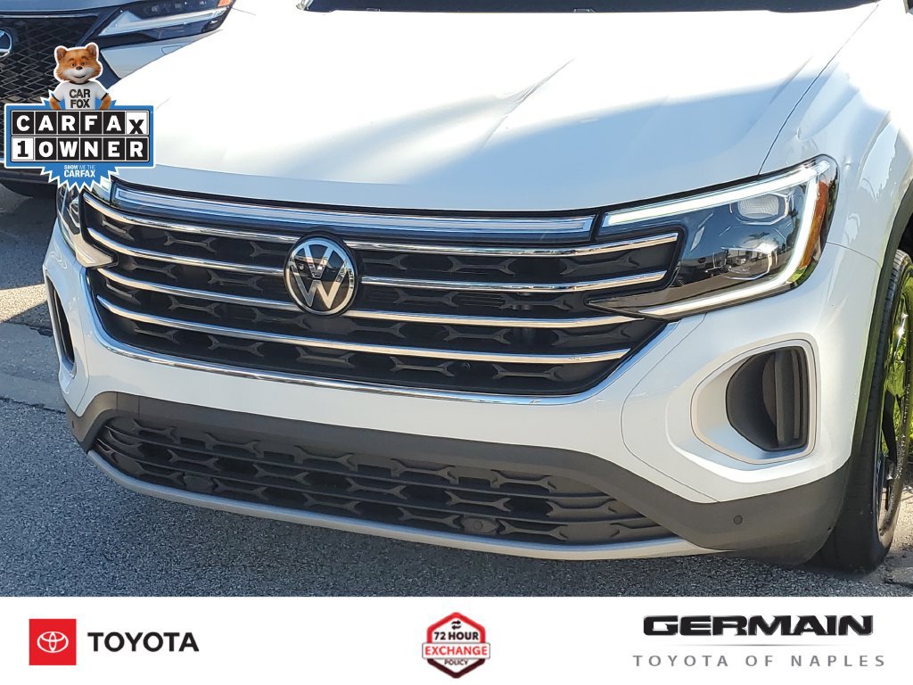 Used 2024 Volkswagen Atlas SE w/ Black Wheel Package FWD image 15