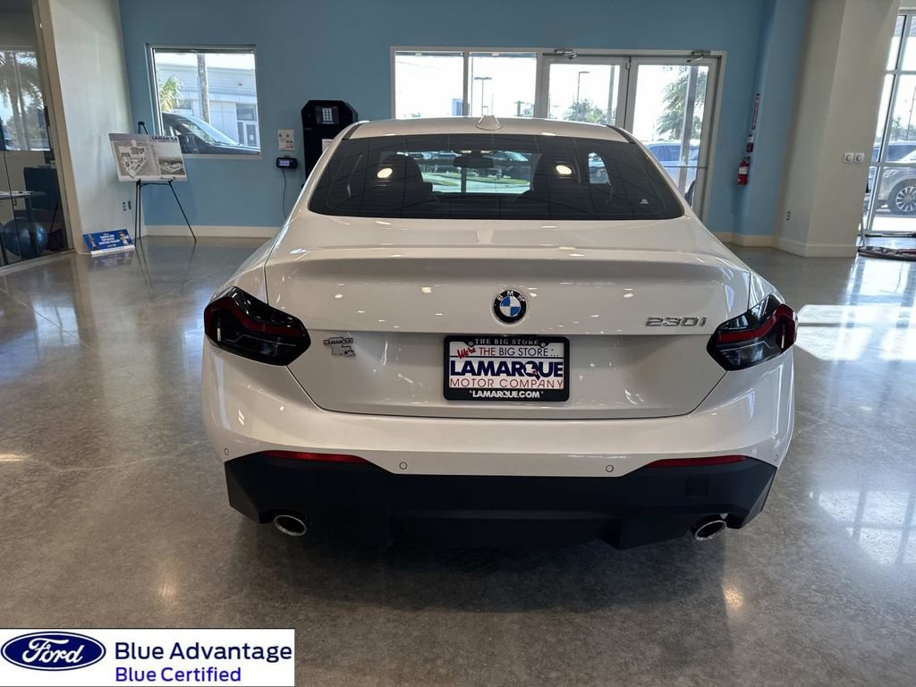Used 2023 BMW 230i Coupe w/ Premium Package RWD image 9