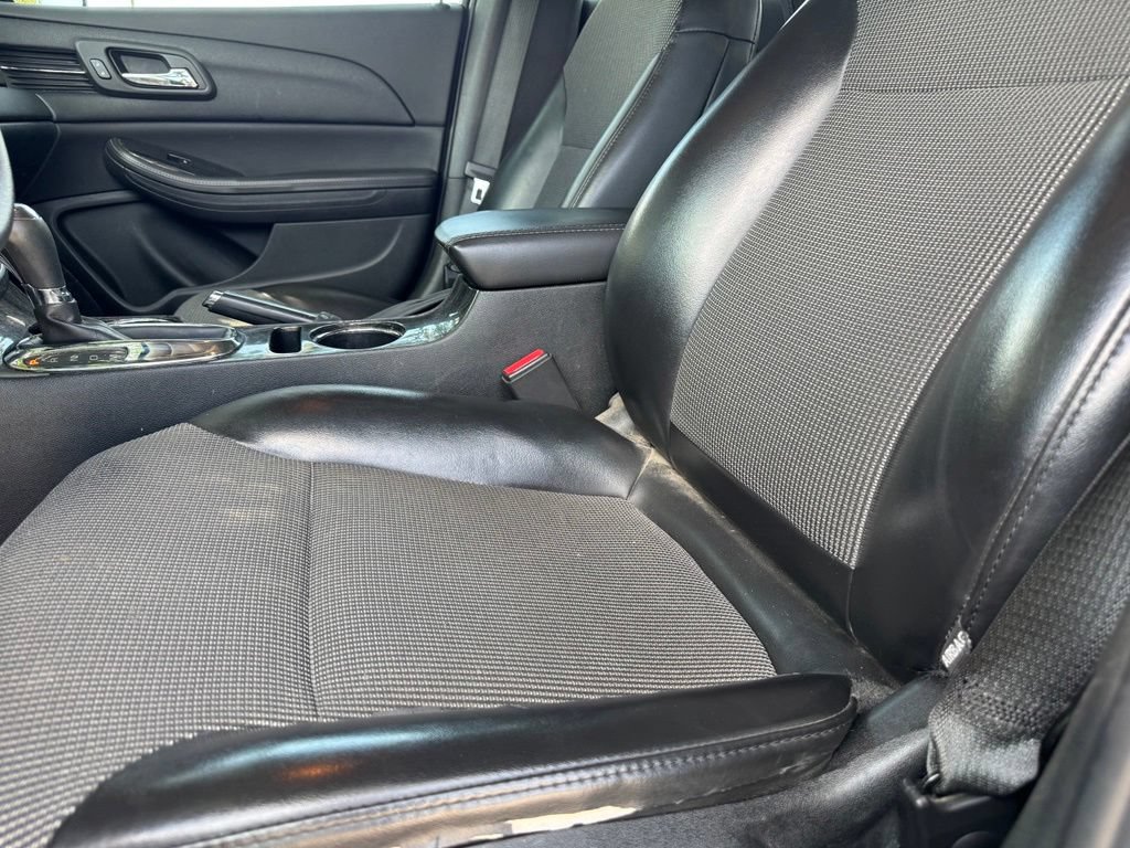Used 2015 Chevrolet Malibu LT w/ Power Convenience Package FWD image 16