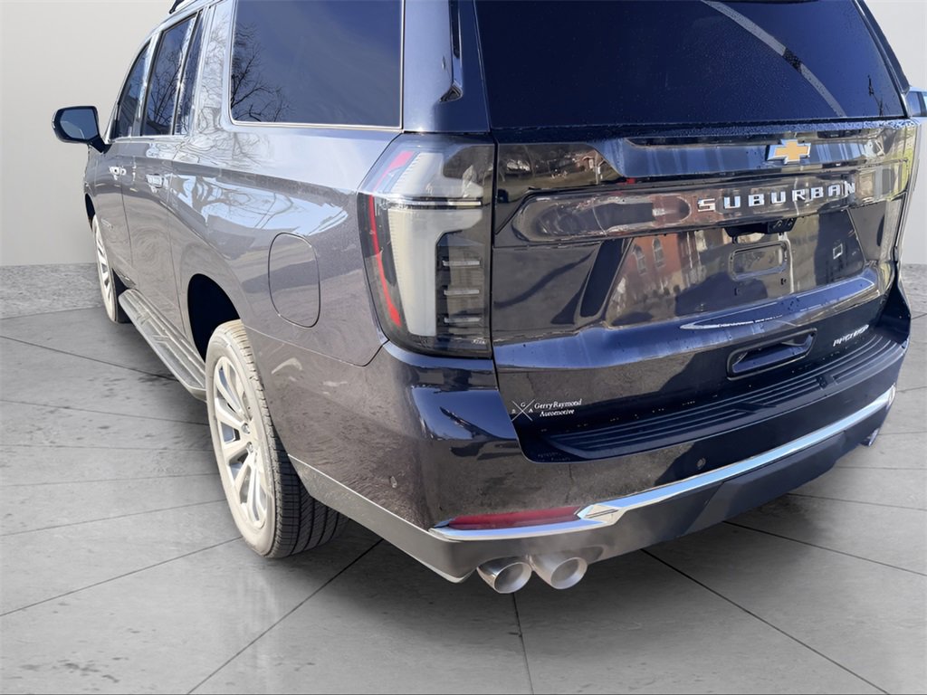 New 2026 Chevrolet Suburban Premier image 8
