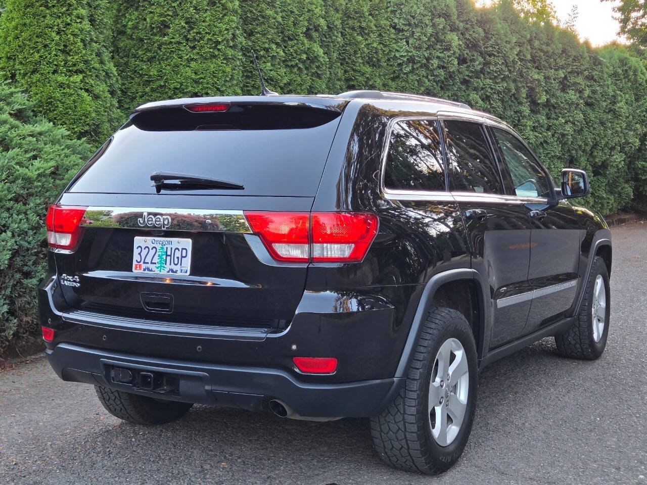 Used 2012 Jeep Grand Cherokee Laredo