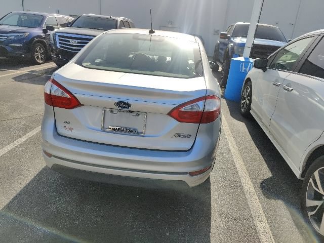 Used 2019 Ford Fiesta SE FWD image 16