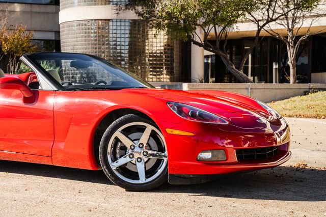 Used 2006 Chevrolet Corvette Convertible w/ Preferred Equipment Group image 32