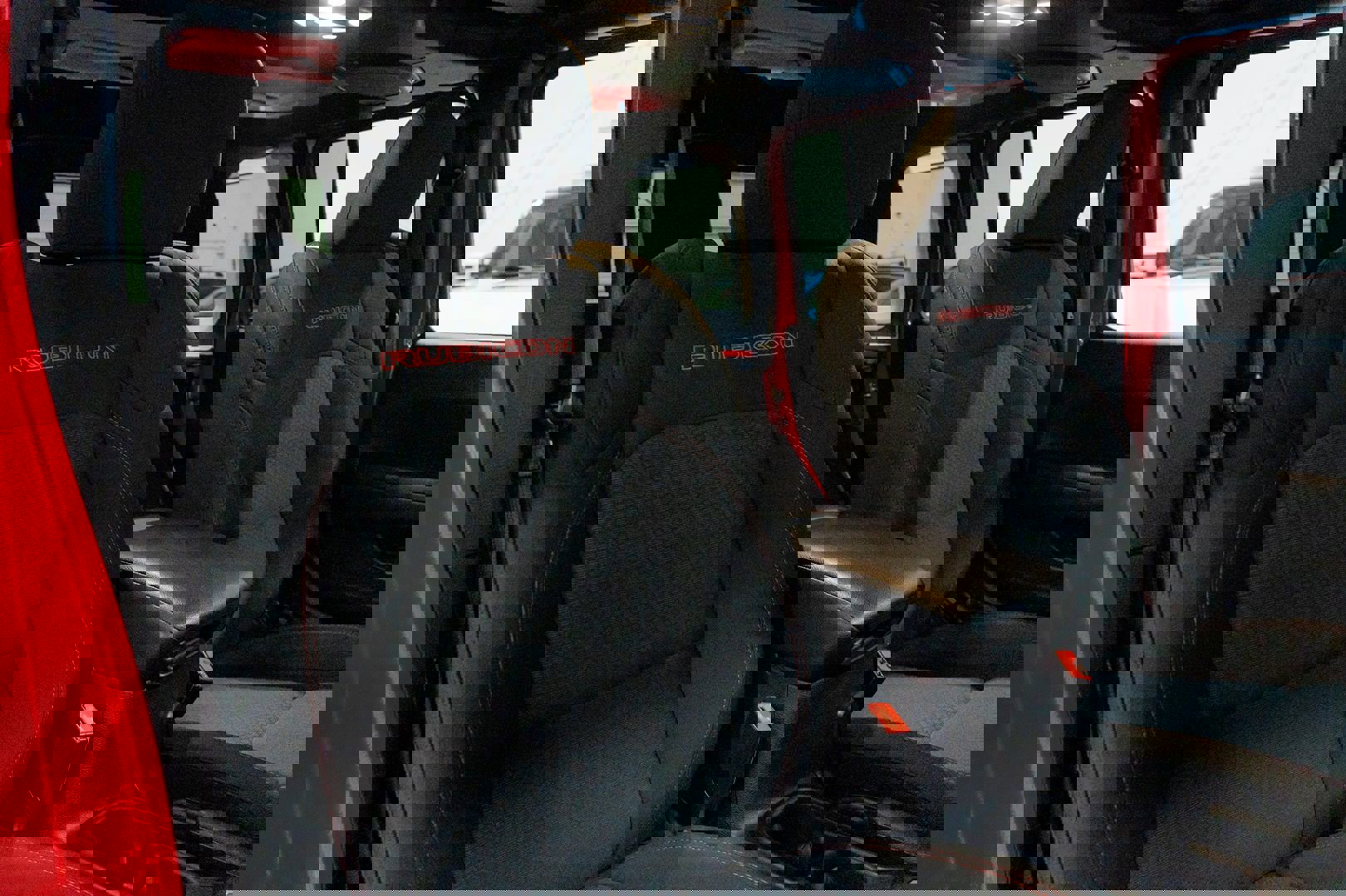 Used 2019 Jeep Wrangler Unlimited Rubicon image 38