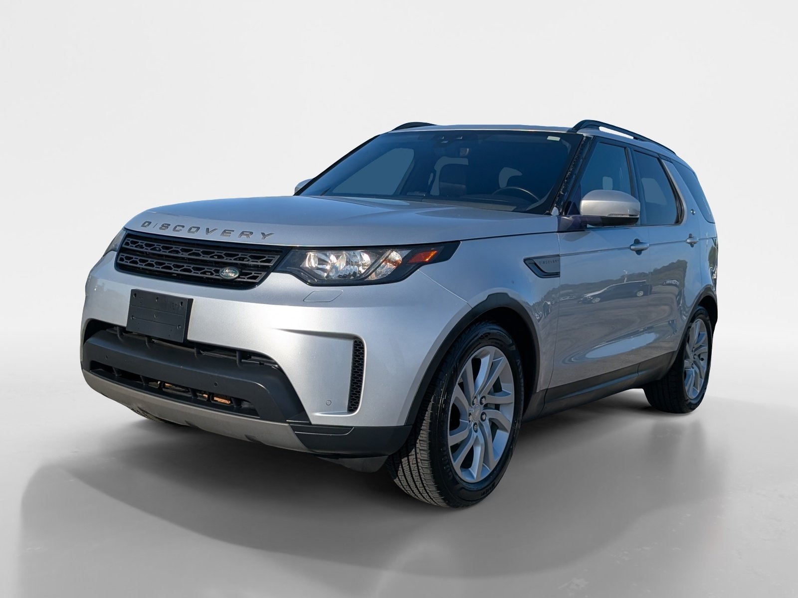 Used 2018 Land Rover Discovery SE AWD/4WD image 5