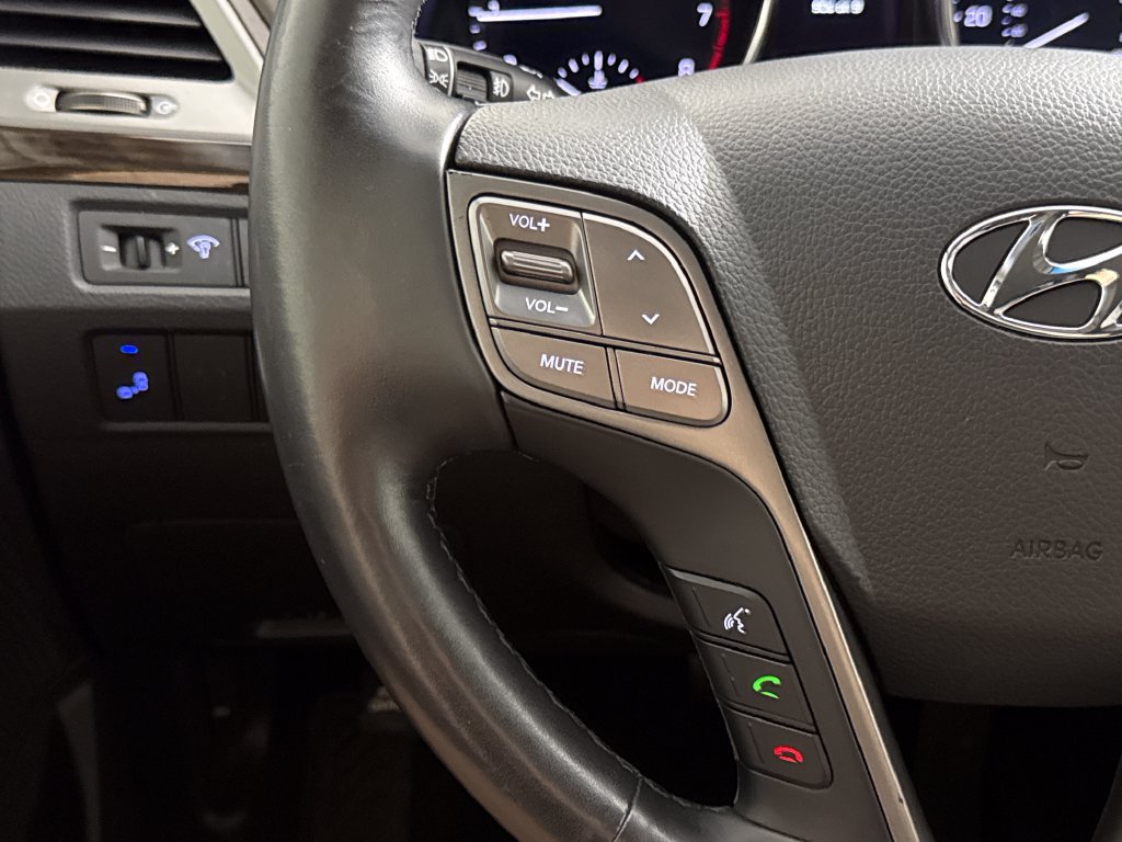 Used 2017 Hyundai Santa Fe Sport FWD image 15
