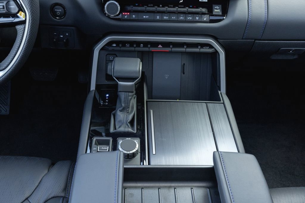 New 2026 Toyota Tundra Platinum image 11