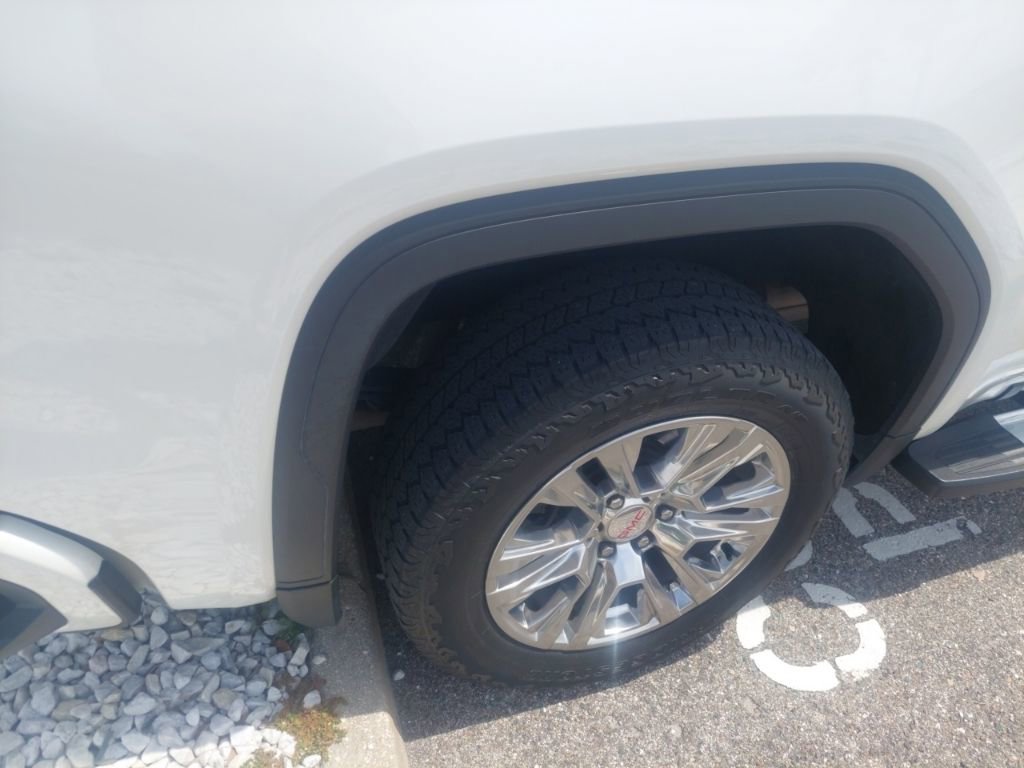 Used 2022 GMC Sierra 1500 Denali w/ Driver Alert Package II image 8