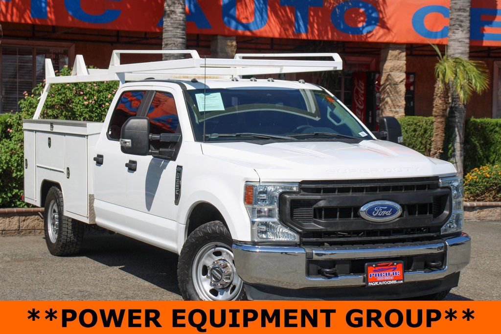 Used 2022 Ford F350 XL w/ Power Equipment Group image 2