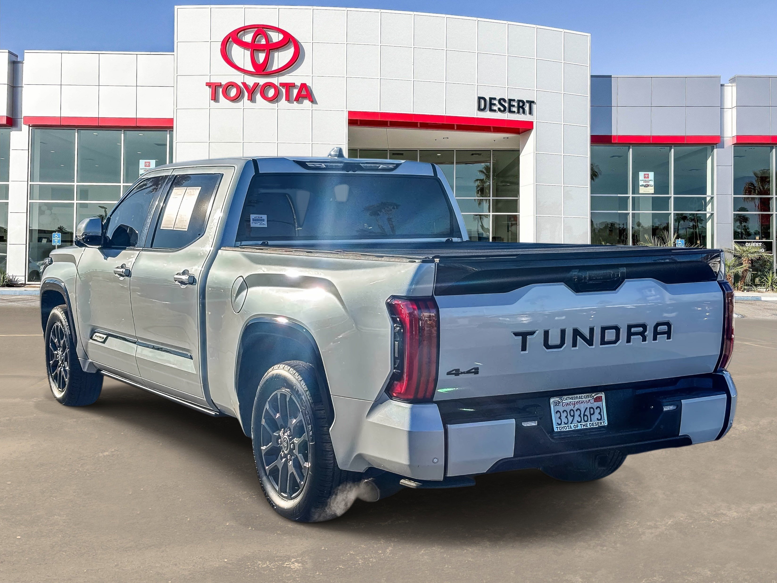 Used 2022 Toyota Tundra Platinum image 5