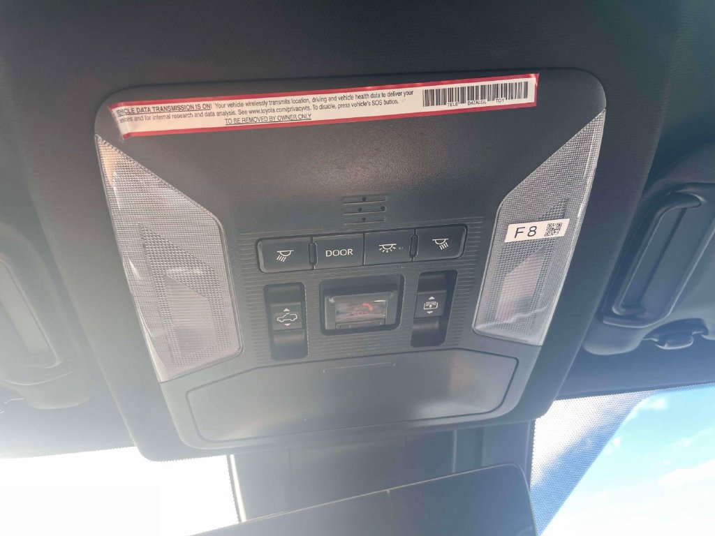 Used 2021 Toyota RAV4 XSE AWD/4WD image 31