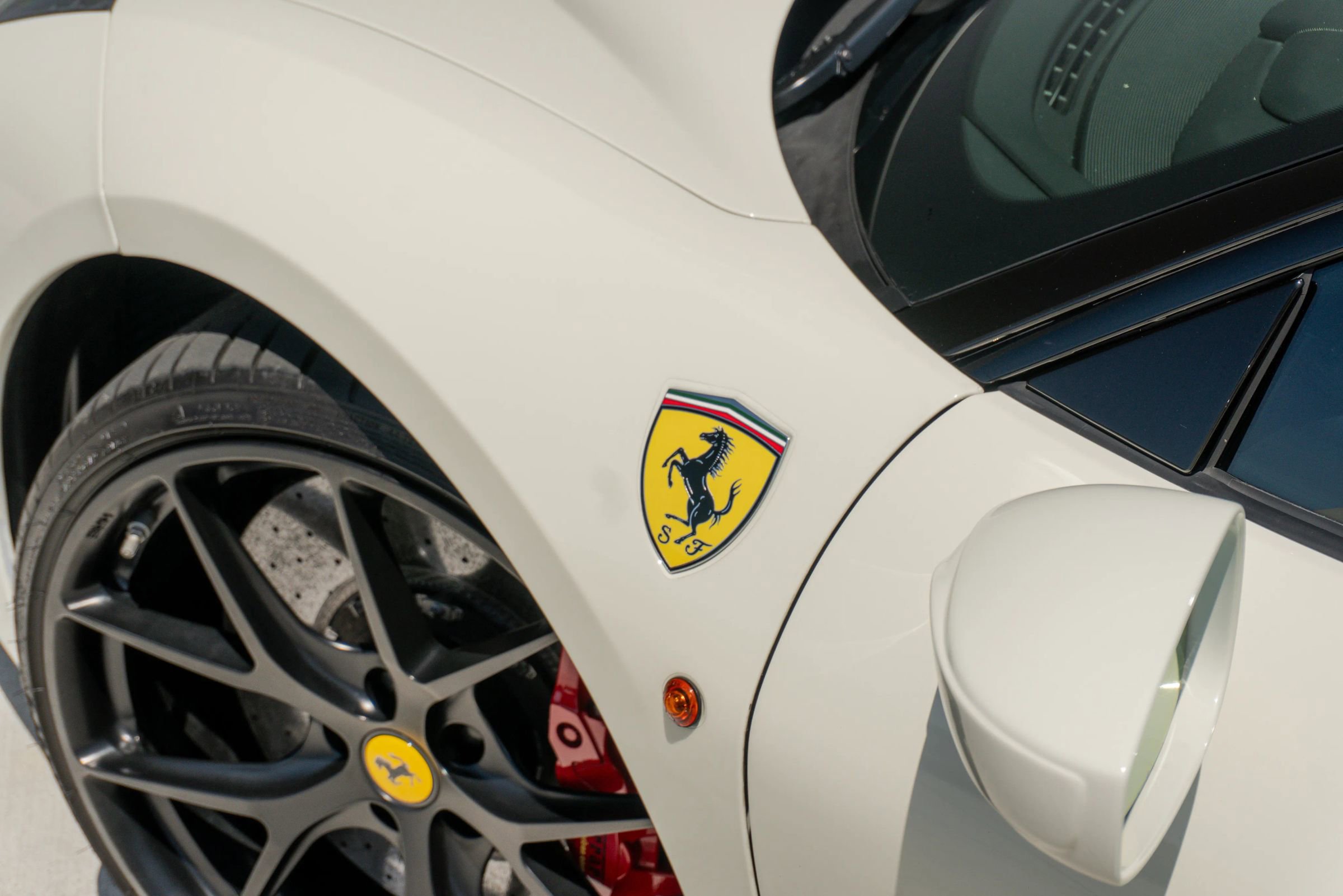 Used 2018 Ferrari 488 GTB RWD image 53